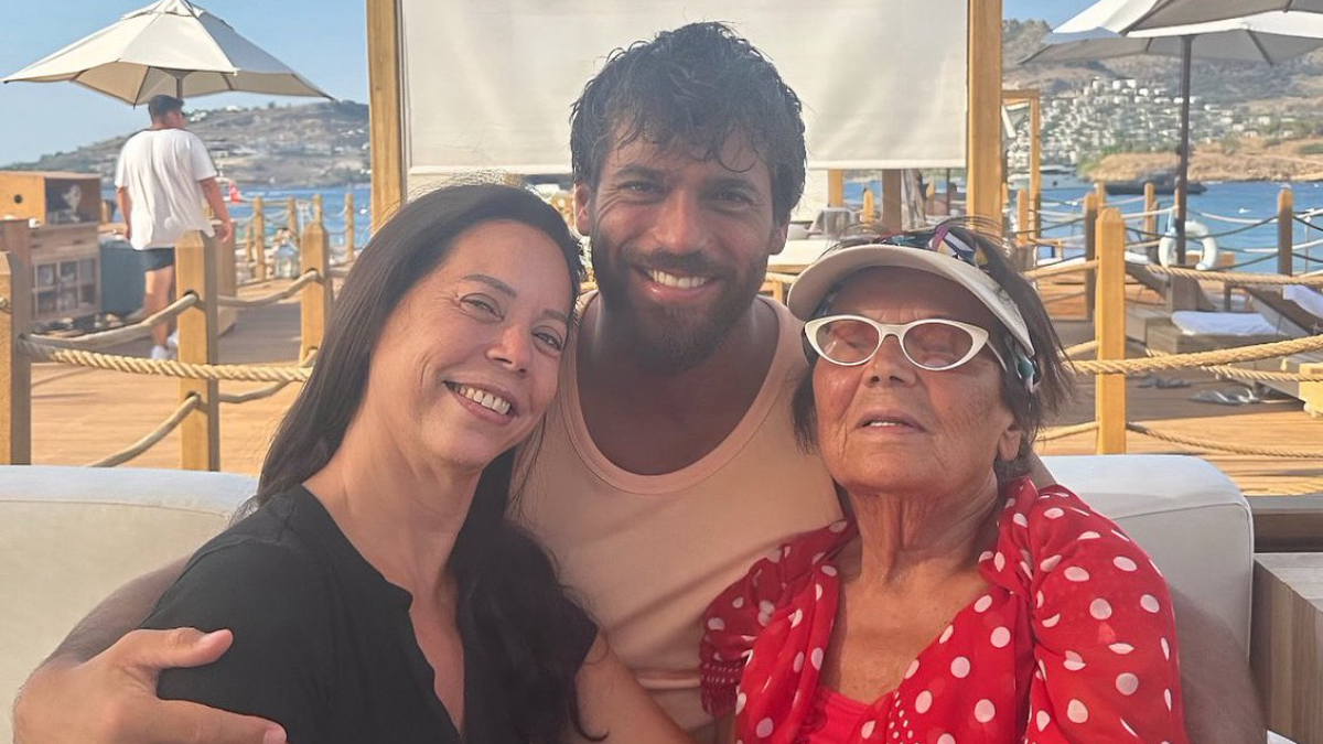 Son devirde özel hayatıyla gündemde olan ünlü oyuncu Can Yaman,