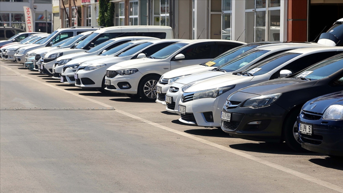 Çin, sıfır kilometre alınan araçların çabucak ikinci el piyasasına düşmesini