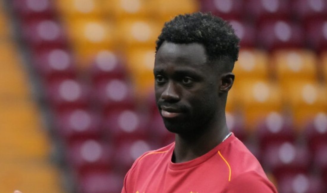 Como, Davinson Sanchez için Galatasaray'a yaklaşık 18 milyon euro bonservis