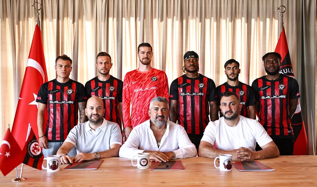 Çorum FK yeni transferleri; Yusuf Erdoğan, Oğuz Gürbulak, Emeka Friday