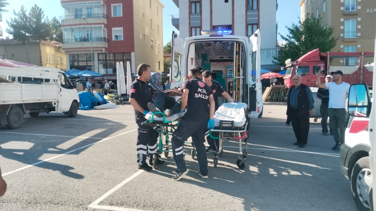 Bahçelievler Mahallesi’nde iki pazar esnafı ortasında çıkan yer uyuşmazlığı nedeniyle