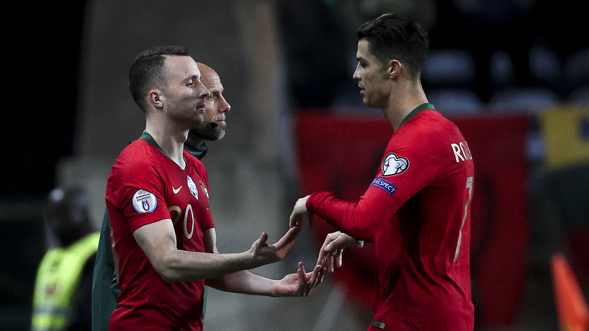 Cristiano Ronaldo, trafik kazasında hayatını kaybeden Portekiz Ulusal Kadrosu'ndan arkadaşı