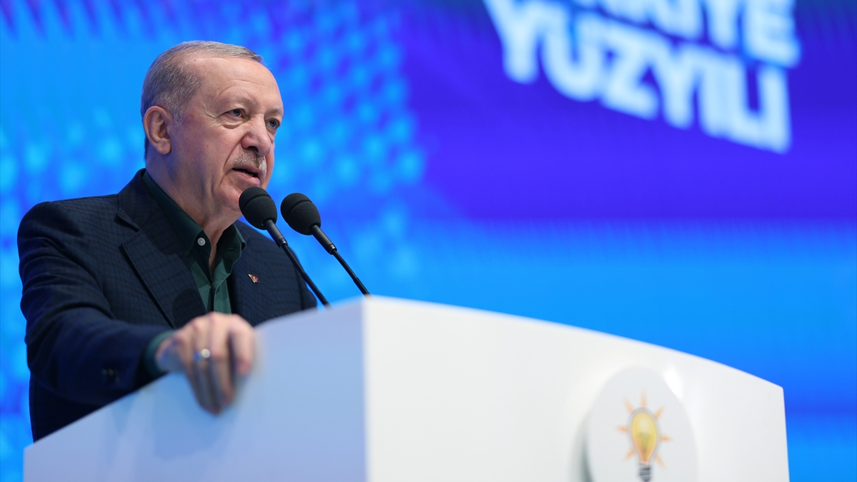 AK Parti'nin 32. İstişare ve Kıymetlendirme Toplantısı'nda konuşan Cumhurbaşkanı Erdoğan,