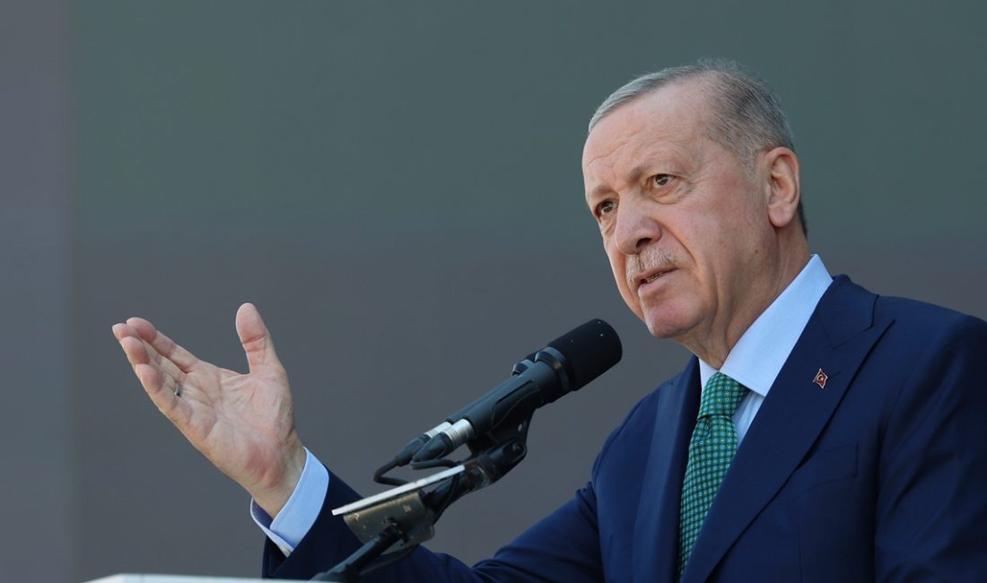 Lozan Barış Antlaşması'nın 102'nci yıl dönümünde, Türkiye'nin bağımsızlık uğraşını tescil