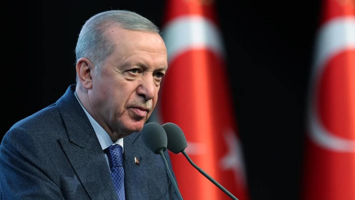 Cumhurbaşkanı Erdoğan paylaşımında, "Türkiye, orman yangınlarına karşı havada ve karada