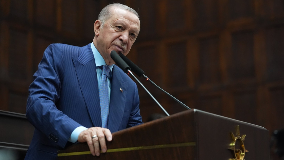 Partisinin TBMM Küme Toplantısı'nda konuşan Cumhurbaşkanı Erdoğan, CHP'nin baklava kutusundaki