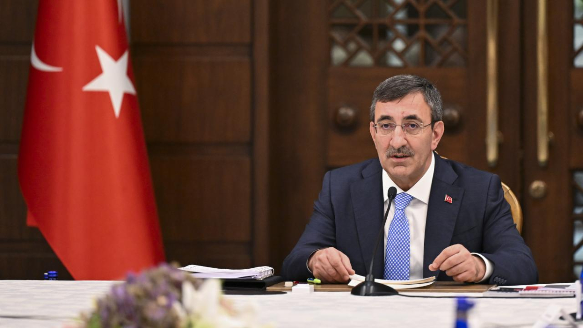 Cumhurbaşkanı Recep Tayyip Erdoğan'ın Azerbaycan ziyareti hasebiyle Cumhurbaşkanlığına, Cumhurbaşkanı Yardımcısı