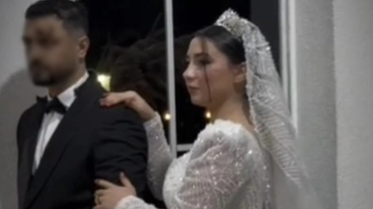 Yenişehir ilçesinde, dini nikahla birlikte yaşayıp ayrıldığı C.A.'nın tarafından tabanca