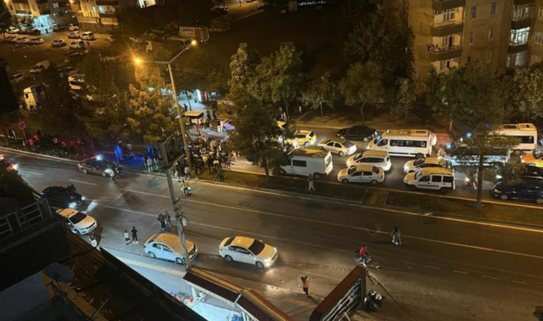 Diyarbakır'da motosikletli polislerinin karıştığı kazada 1 vatandaş ile 2 polis