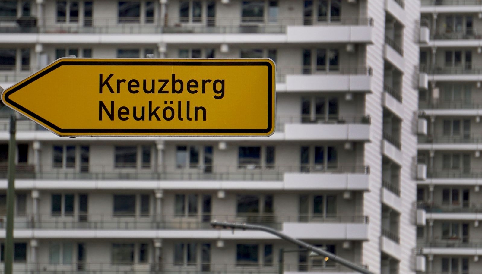 Almanya'nın başşehri Berlin'de damar yolundan verdiği hususlarla en az 15