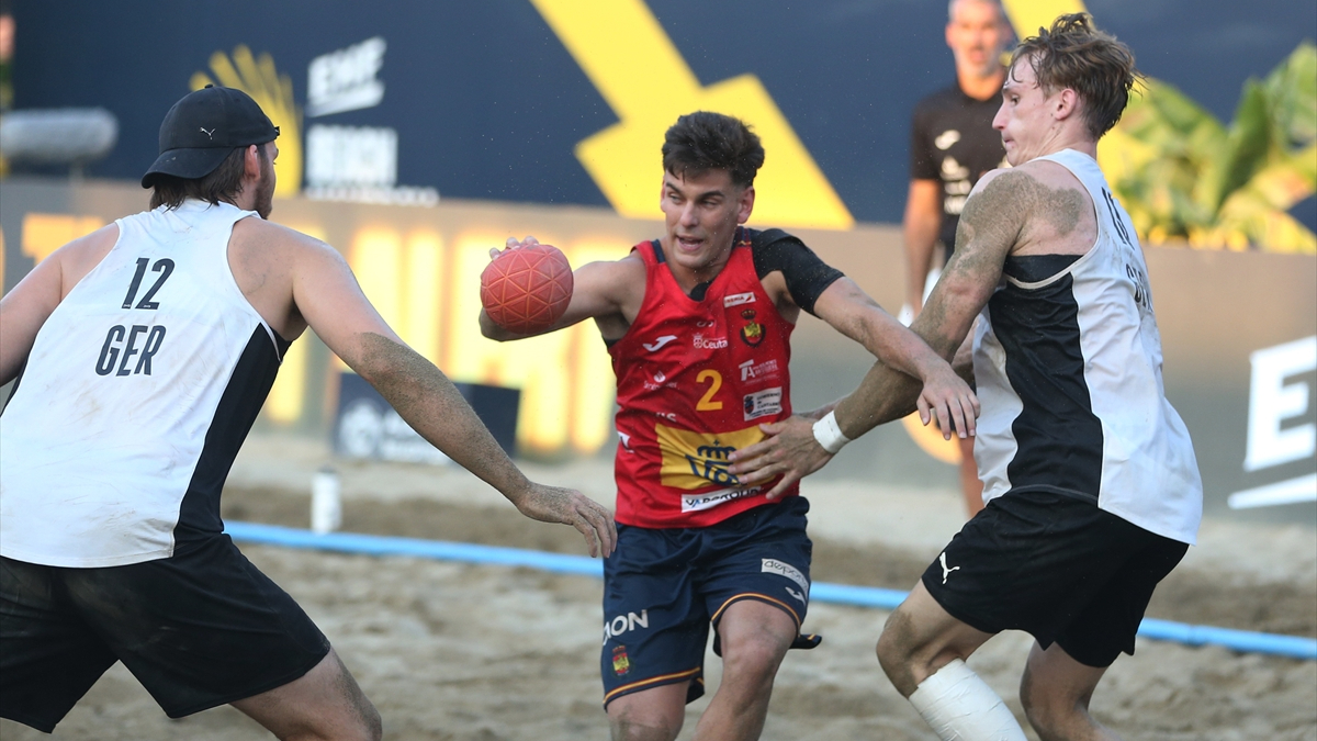 EHF Avrupa Plaj Hentbolu Şampiyonası'nda bayanlarda İspanya, erkeklerde Almanya şampiyonluğa