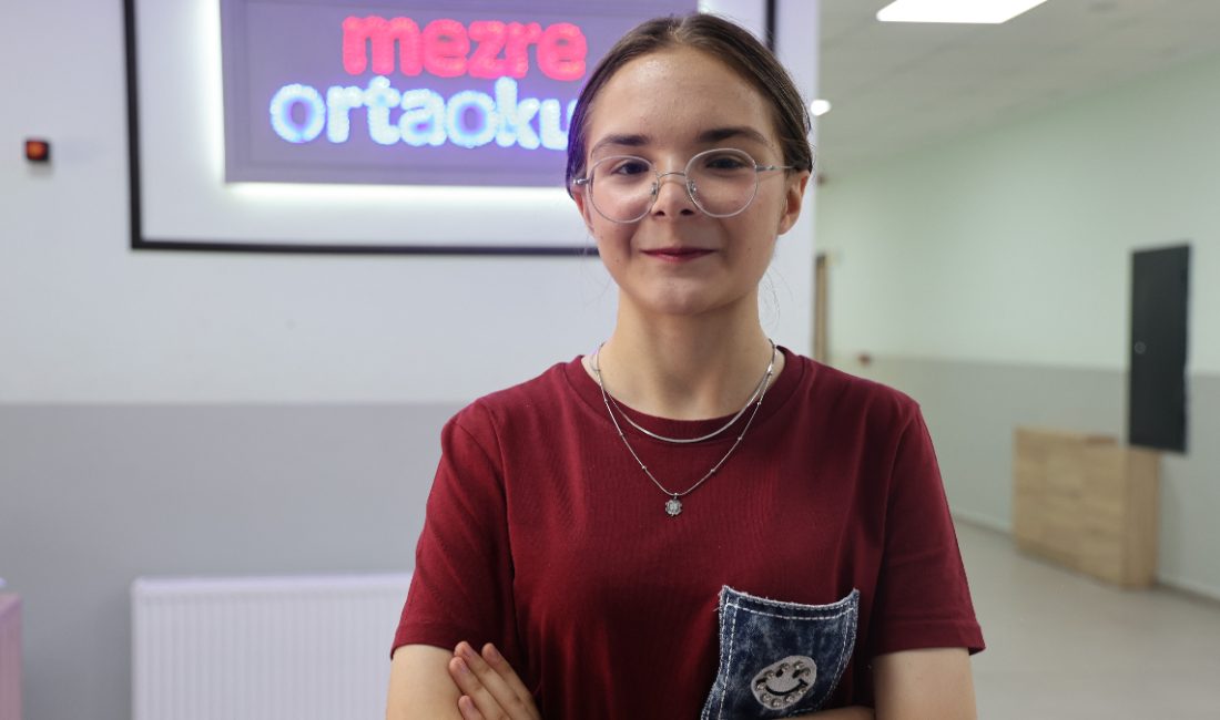 Mezre Ortaokulu öğrencisi Zümra Keklik, 15 Haziran’da yapılan Liselere Geçiş