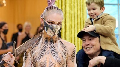 Elon Musk'ın eski sevgilisi müzikçi Grimes, X platformu için "zehir"