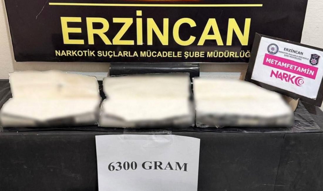 Erzincan’da polisin uygulama noktasında durdurduğu araçta yapılan aramada 6 kilo