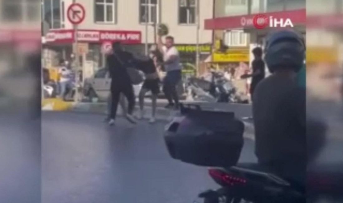 Esenyurt’ta motosikletli bayanları darbeden şahıslar, polis takımları tarafından yakalanarak gözaltına