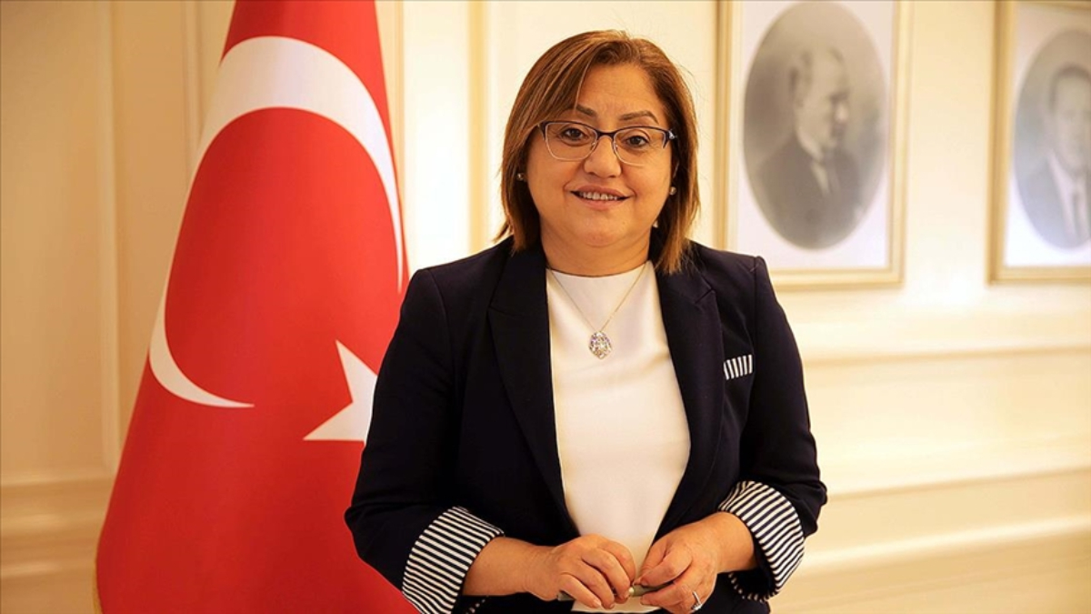 X hesabı üzerinden paylaşım yapan Fatma Şahin, "Doğru eser, gerçek