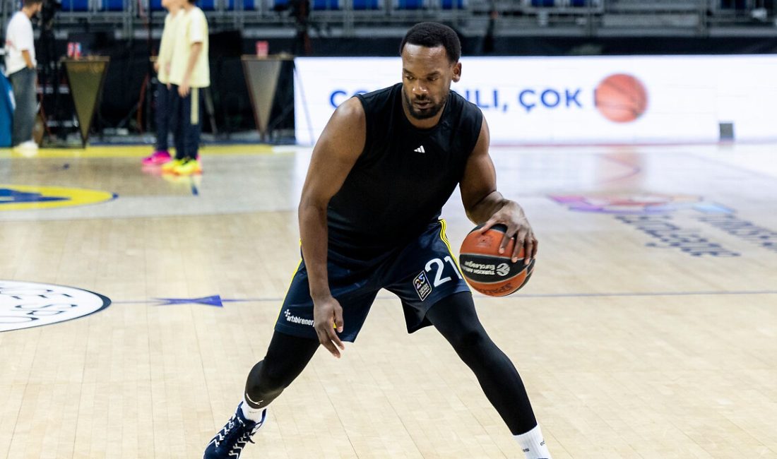 Fenerbahçe, 31 yaşındaki Kanadalı basketbolcu Dyshawn Pierre ile yollarını ayırdığını