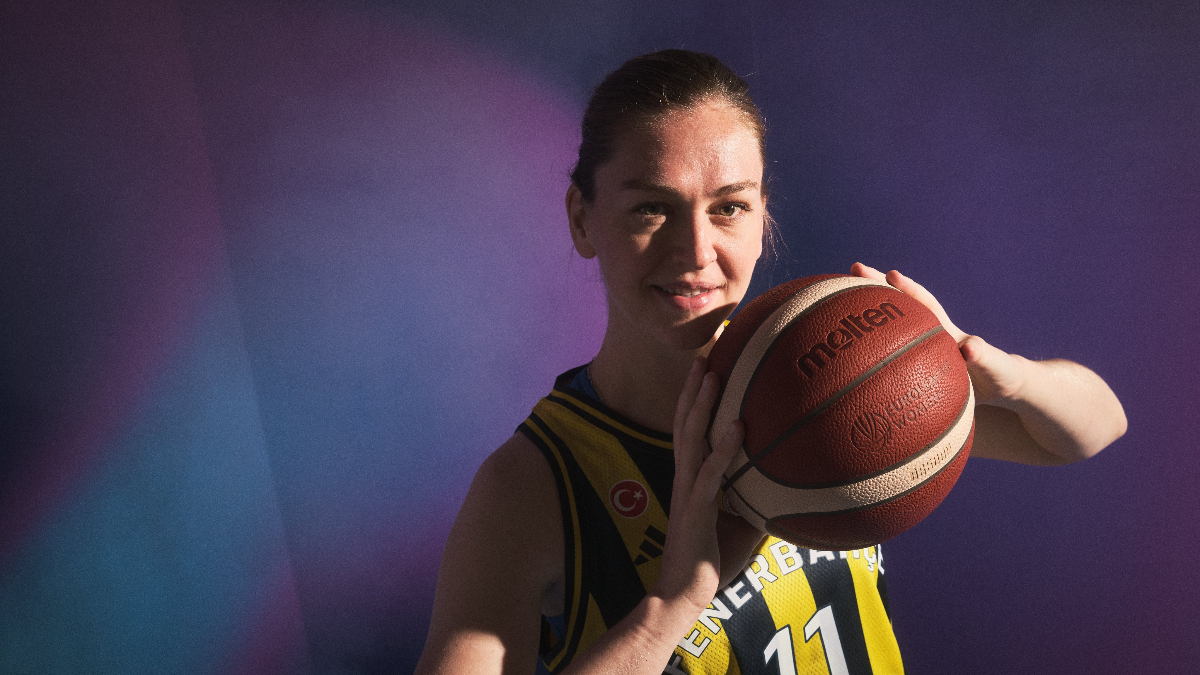 Fenerbahçe, 32 yaşındaki basketbolcusu Emma Meesseman'la 1 yıllık yeni muahede