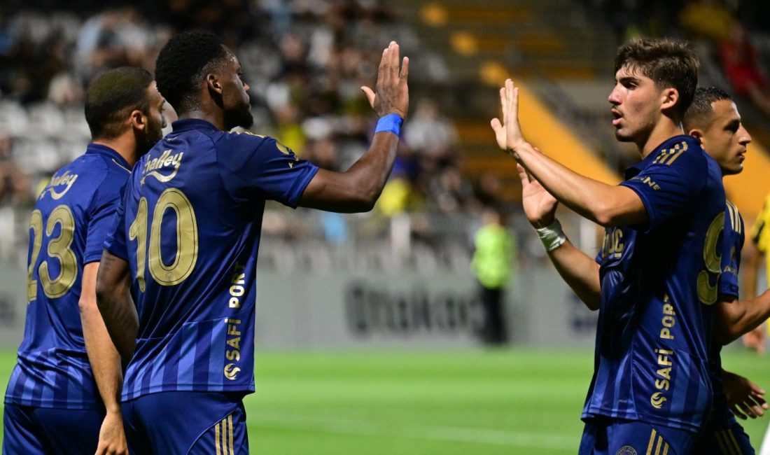2025-26 dönemi çalışmaları kapsamında Portekiz'de kampta bulunan Fenerbahçe, buradaki üçüncü