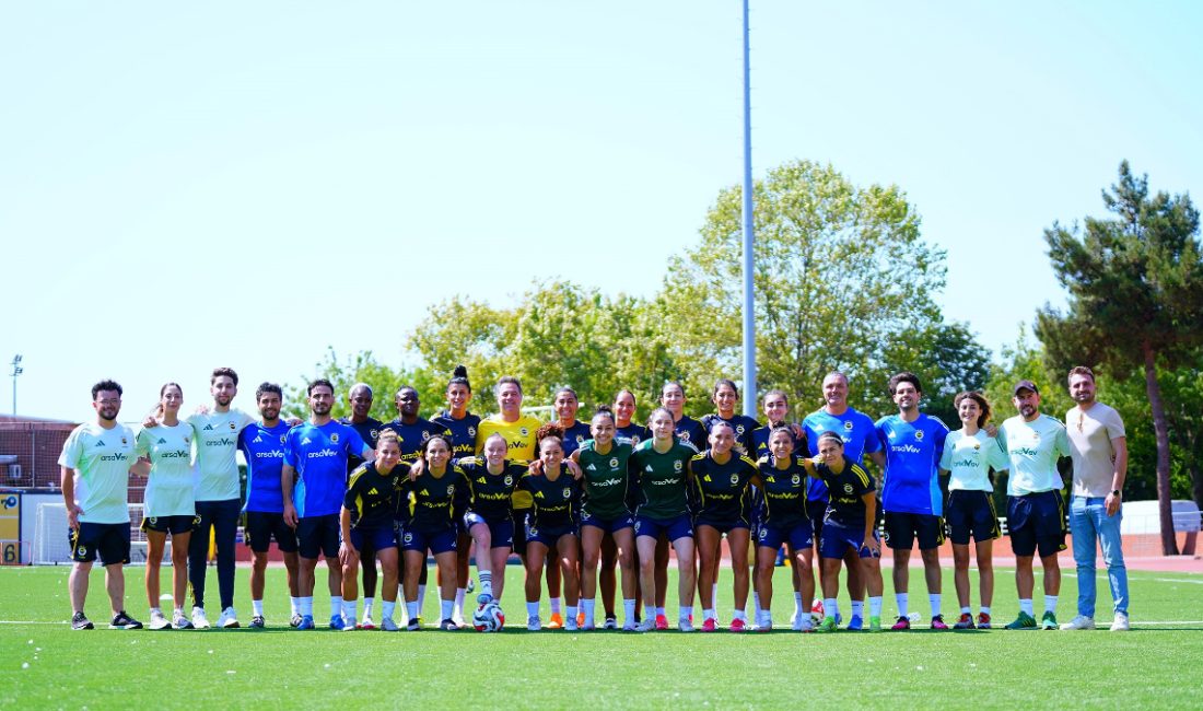Fenerbahçe Bayan Futbol Grubu, 2025-2026 dönemi hazırlıkları kapsamında birinci idmanını