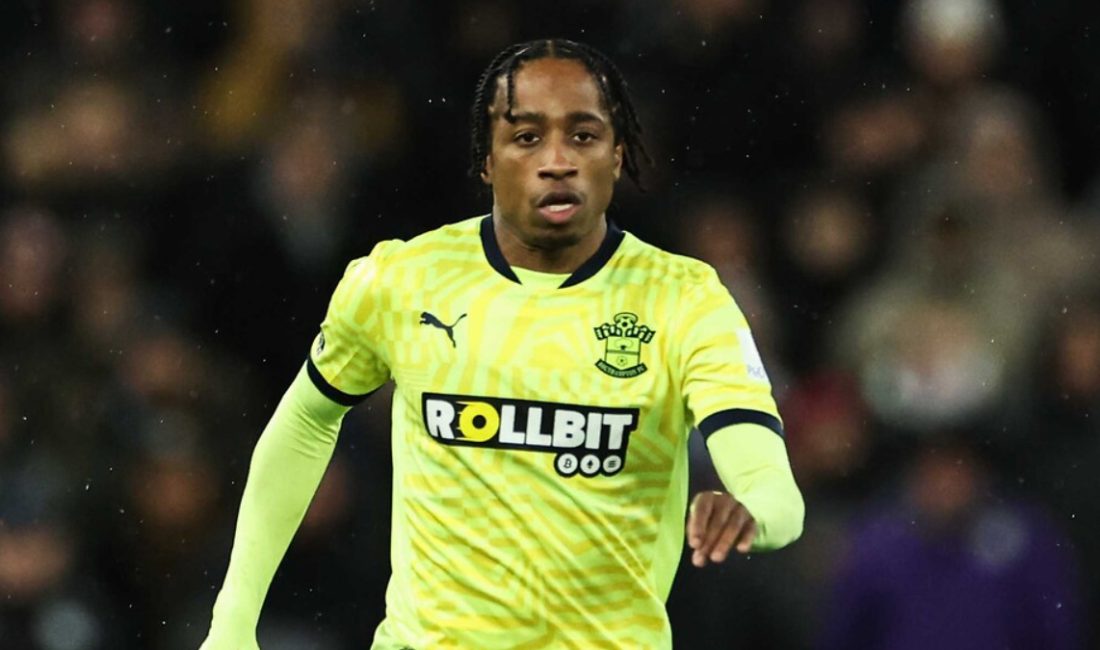 Fenerbahçe, Kyle Walker-Peters transferinde büyük bir basamak kat etti. Beşiktaş'ın