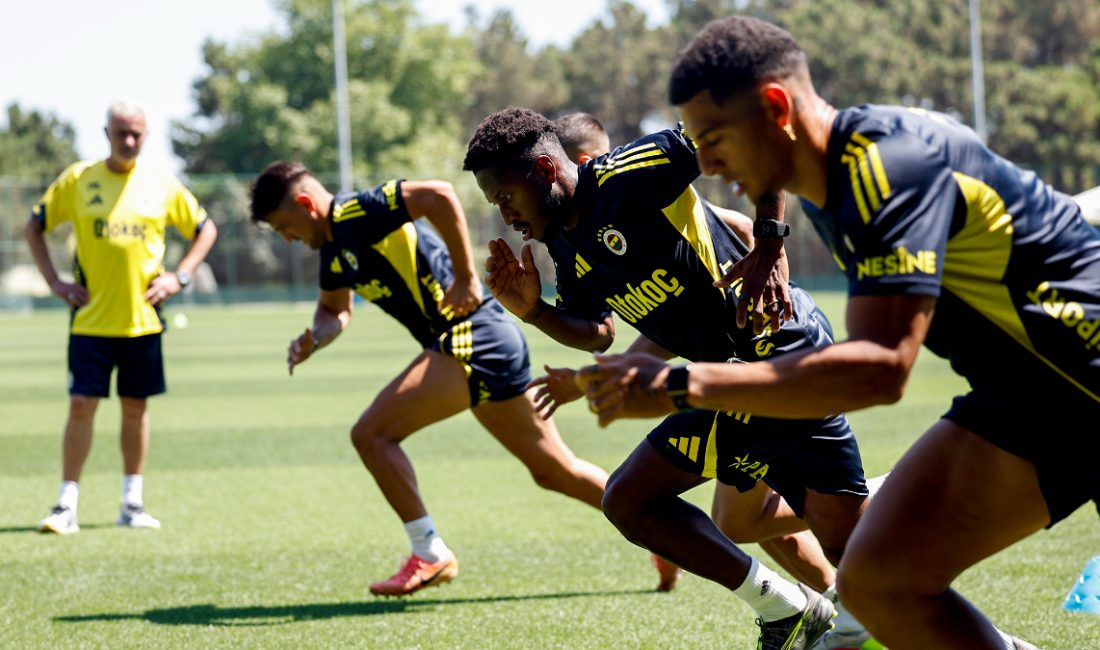 Jose Mourinho idaresindeki Fenerbahçe, yeni dönem öncesinde birinci çalışmasını yaptı.