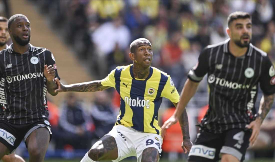Fenerbahçe'den, Anderson Talisca'nın sakatlığıyla ilgili açıklama yayımlandı.
