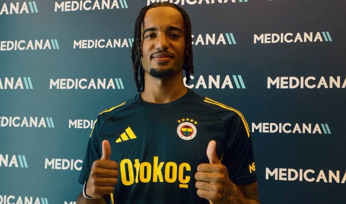 Fenerbahçe'nin 3+1 yıllık kontrat imzaladığı İngiliz oyuncu Archie Brown sıhhat