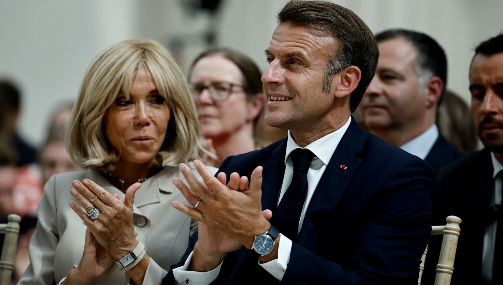 Fransa Cumhurbaşkanı'nın eşi Brigitte Macron, "erkek olduğu" istikametinde açıklamalarda bulunan