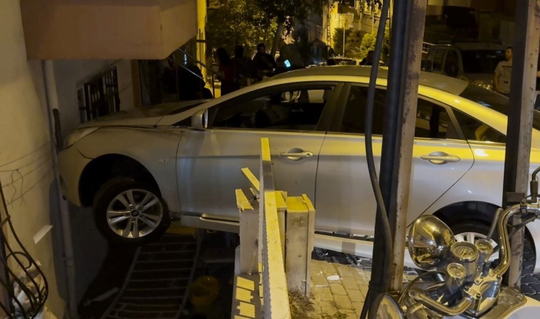 İstanbul Avcılar’da yabancı asıllı bir şoför, fren yerine gaza basınca