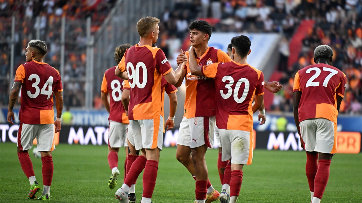 Galatasaray Futbol Ekibi, 2025-2026 dönemi hazırlıkları kapsamında yarın İtalya 1.