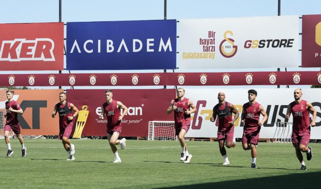 Galatasaray, 2025-2026 dönemi hazırlıklarını bugün yaptığı idmanla sürdürdü.