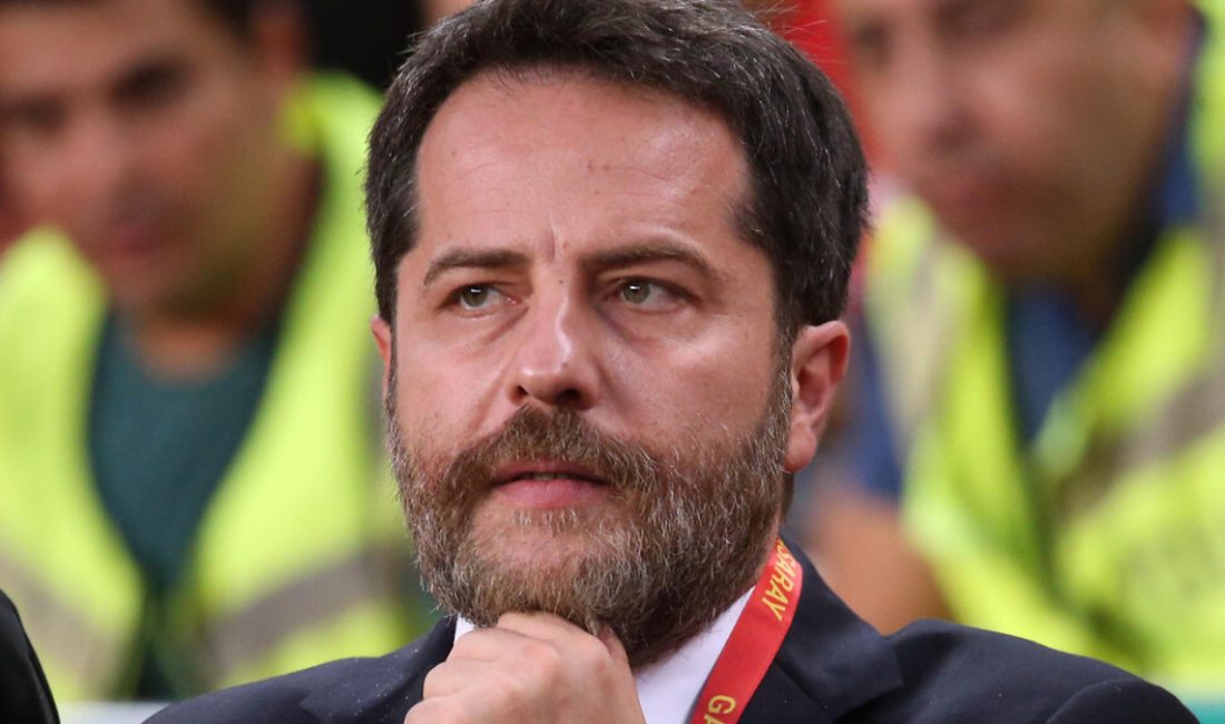 Galatasaray'ın eski Sportif AŞ Lider Vekili Erden Timur, yakın vakitte