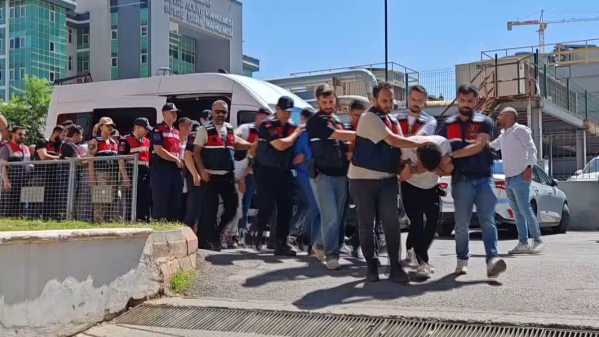 Kentte, bilişim sistemlerini kullanarak yüksek kazan vaadiyle nitelikli dolandırıcılık yaptığı