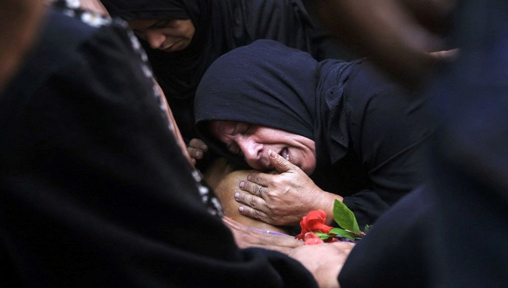 Gazze Şeridi'nde son 48 saatte 98 kişi hayatını kaybetti.