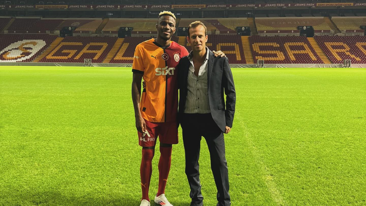 Victor Osimhen transferinde faal vazife alan George Gardi, Okan Buruk'u
