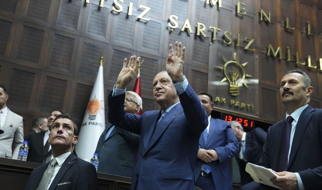 Terör örgütü PKK silah bırakmaya başladı. Artık gözler Cumhurbaşkanı Recep