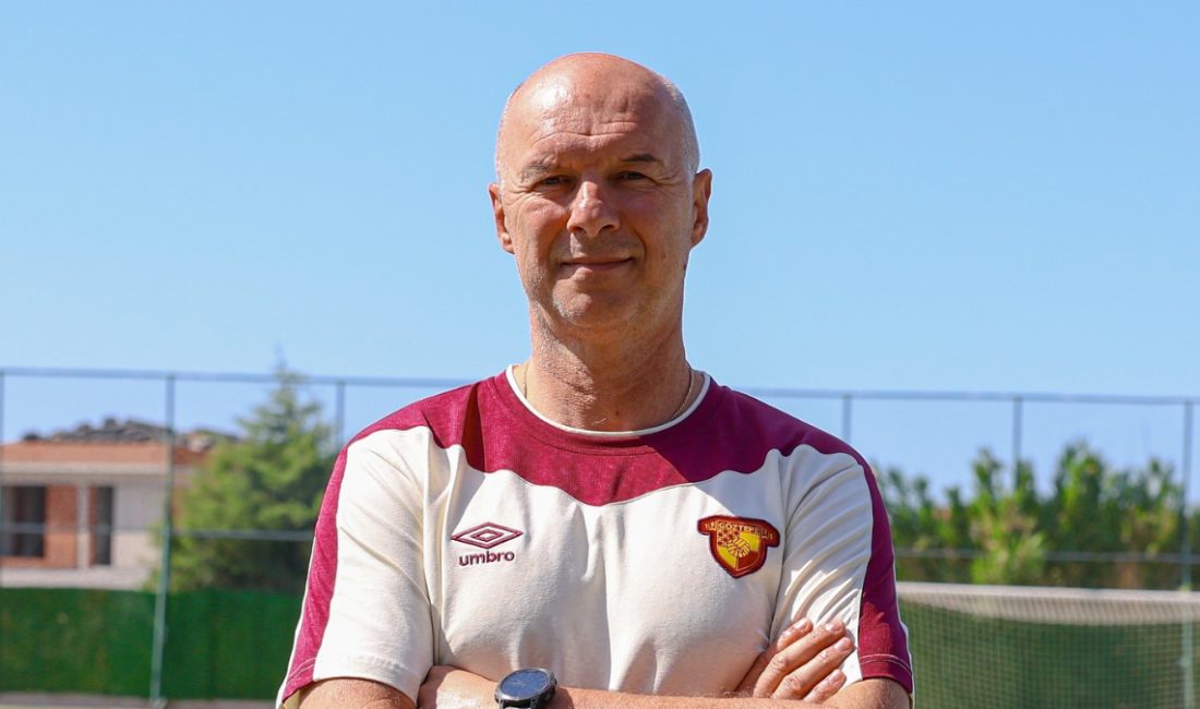Göztepe'de performans departmanı sorumluluğu vazifesine Boris Peyrek getirildi.