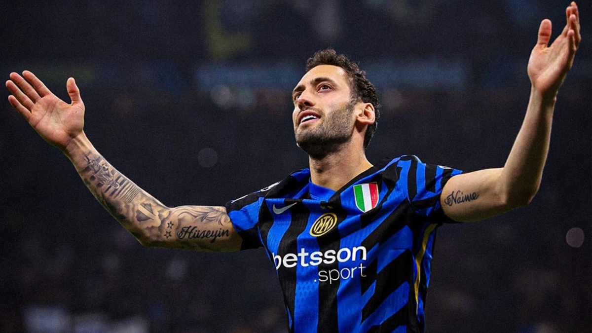 Ulusal futbolcumuz Hakan Çalhanoğlu, kendisiyle ilgili açıklamalarda bulunan Inter'in kaptanı