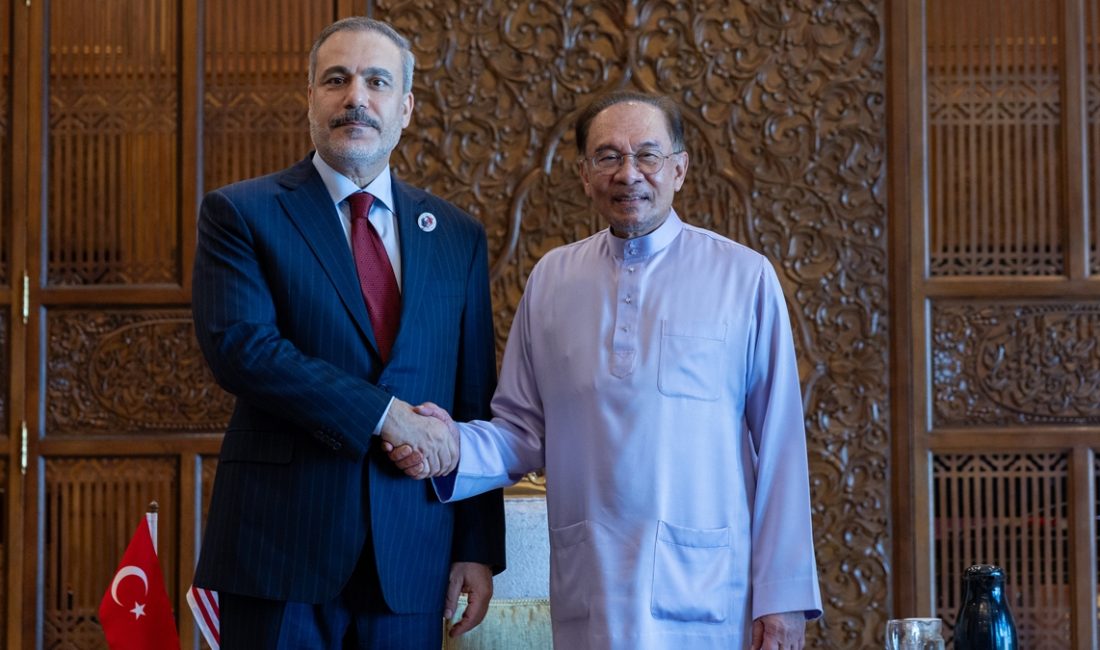 Dışişleri Bakanı Hakan Fidan'ın, Malezya Başbakanı Enver İbrahim ile gerçekleştirdiği