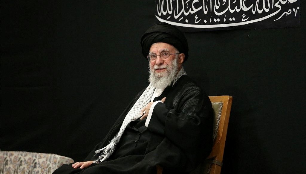 ABD ve İsrail'in tehdit ettiği İran lideri Ayetullah Ali Hamaney,