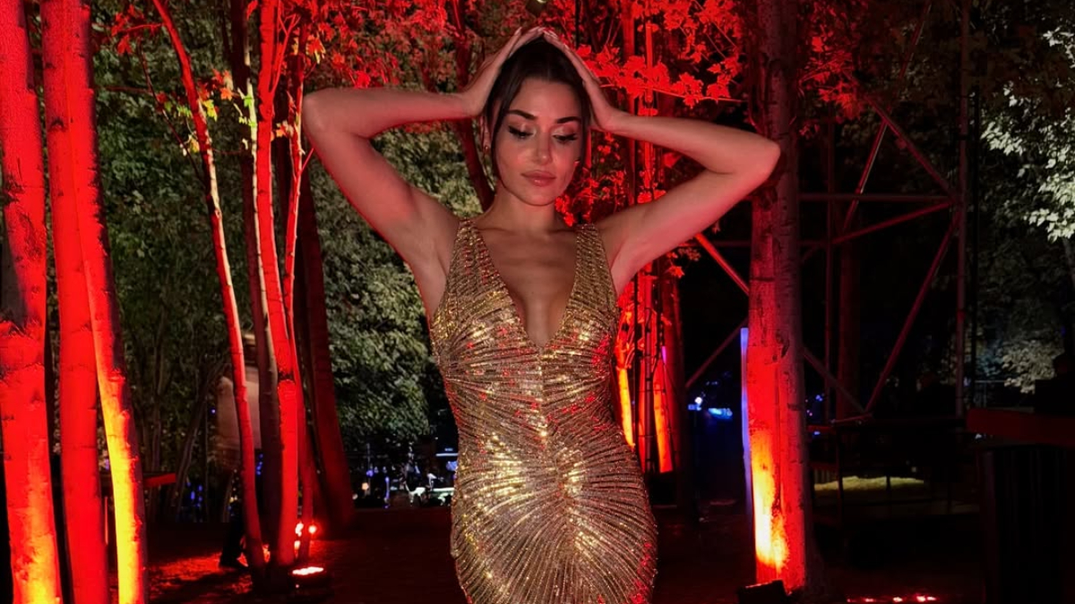 Son devrin en popüHande Erçel, sevgilisi Hakan Sabancı ile Lübnan'da