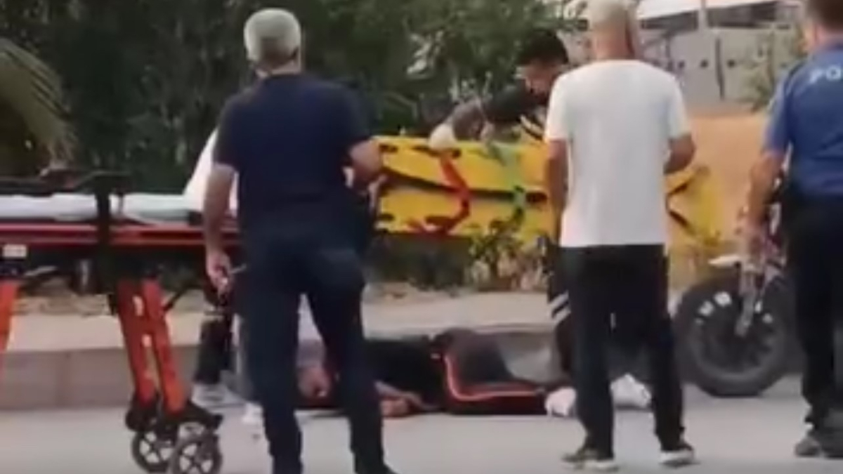 Dörtyol ilçesinde bir genç babası tarafından tekraren bıçaklanarak öldürülürken dehşet