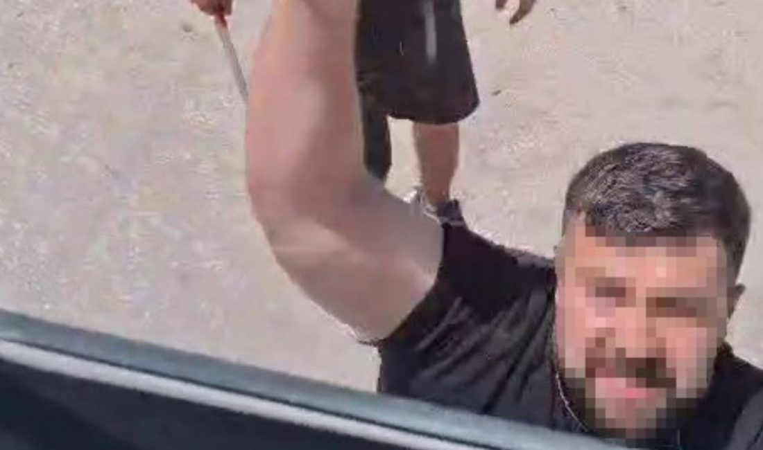 Hatay'da yol verme tartışmasında satırla kamyon şoförüne saldıran şahıslar polis