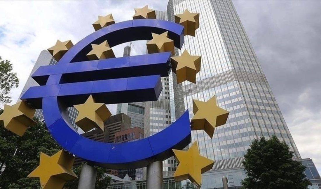 Euro Bölgesi'nde haziran ayında enflasyon aylık bazda yüzde 0,3 ve