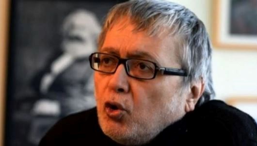Usta gazeteci ve müellif Hikmet Çetinkaya, bir müddettir tedavi gördüğü