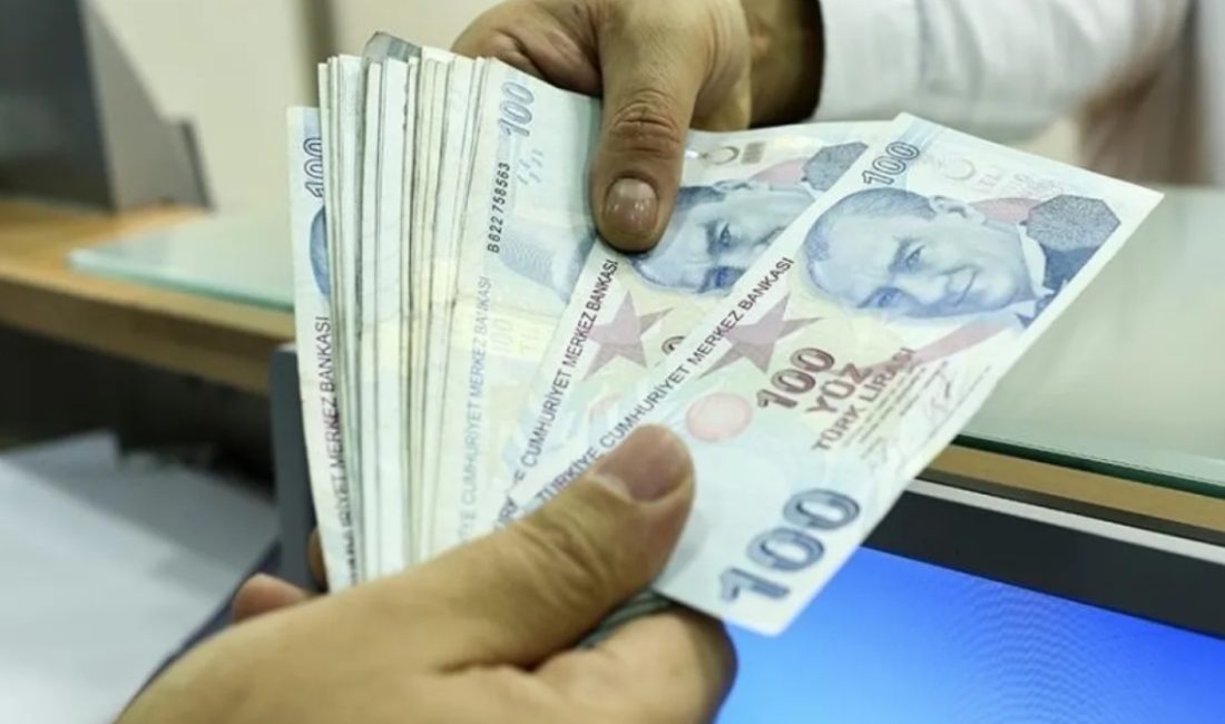 600 bin kamu çalışanı, toplu kontrat sürecinde hükümetin sunacağı üçüncü