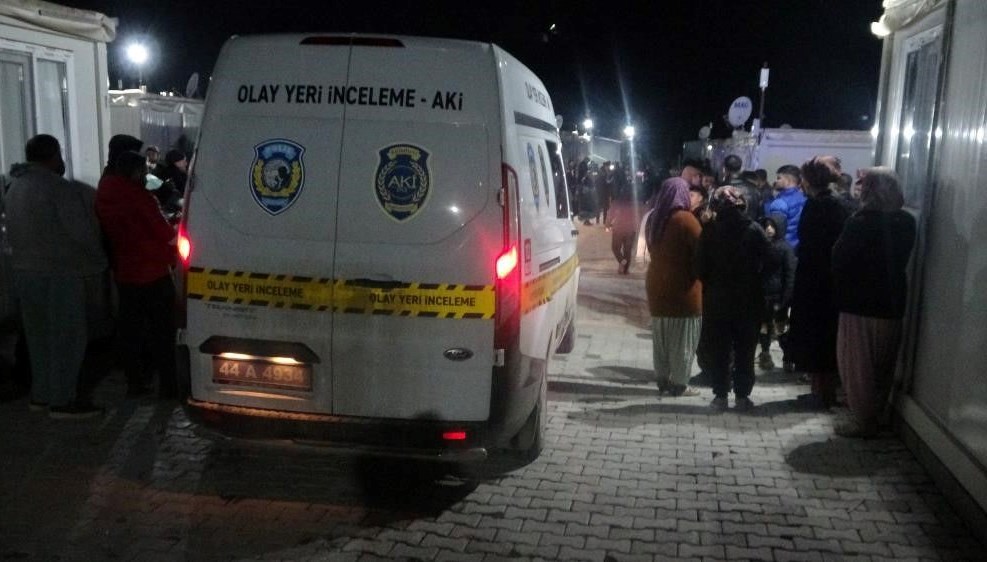 Malatya’da husumetlilerin silahlı hengamesinde 1 kişi yaralandı.