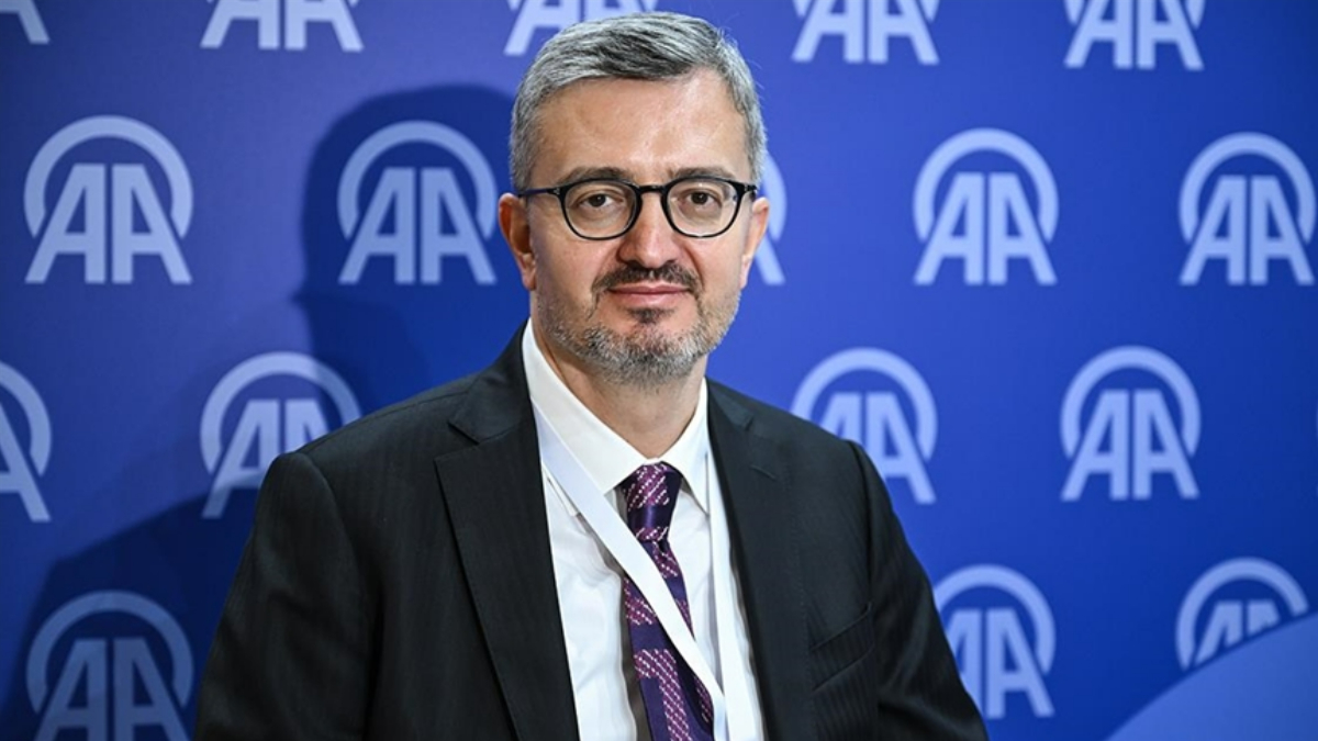Resmi Gazete'de yayınlanan kararla Fahrettin Altun'un yerine Burhanettin Duran, İrtibat