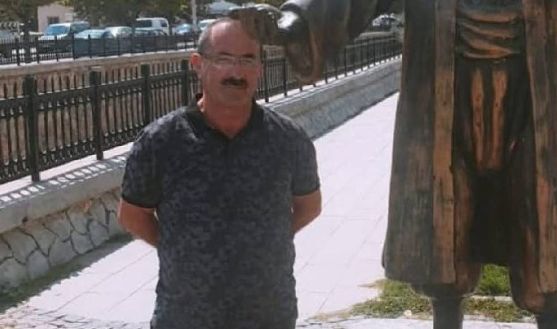 Malatya'da devrilen iş makinesinin altında kalan operatör ağır yaralı olarak